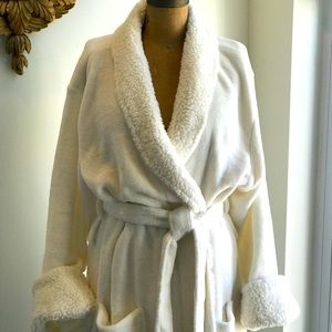 Pottery Barn Robe